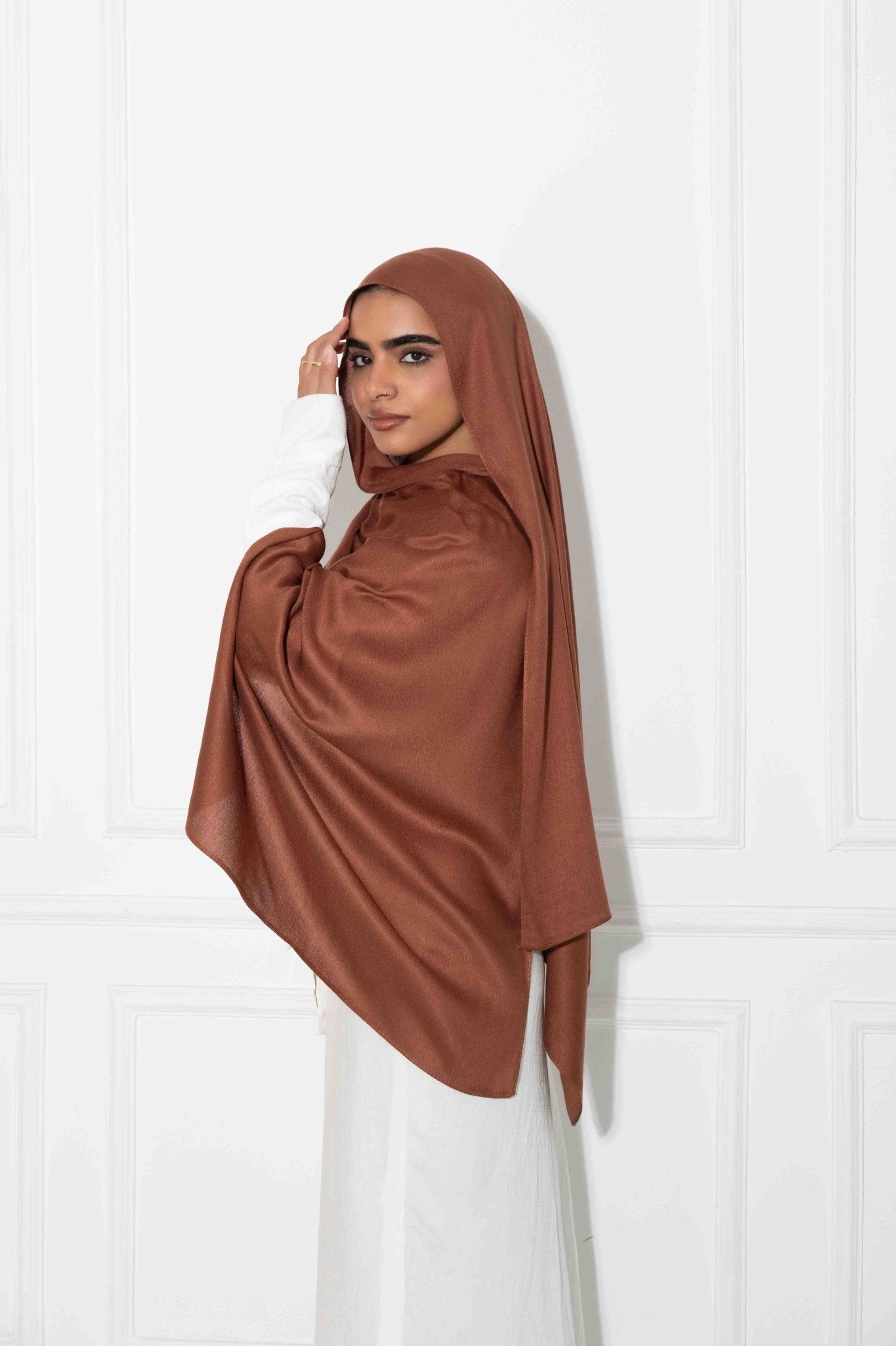 Elegance Cinnamon Glow - VenoraVEN031