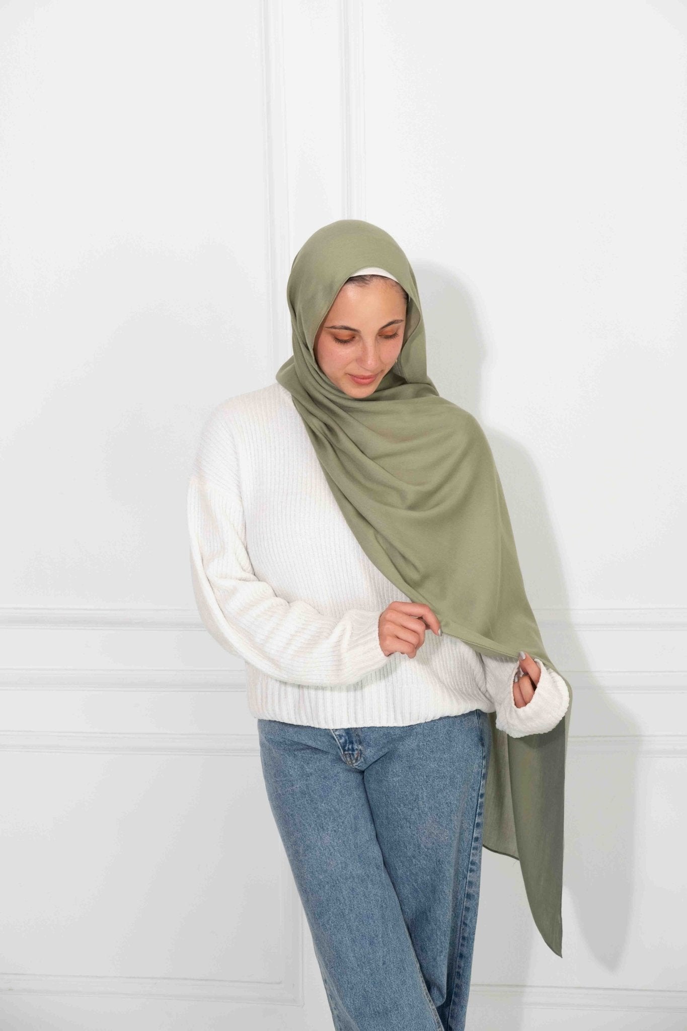 Modal Muted Olive - VenoraVEN03
